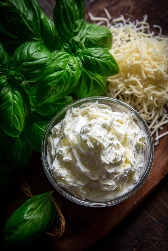 Roasted Garlic Caprese Dip