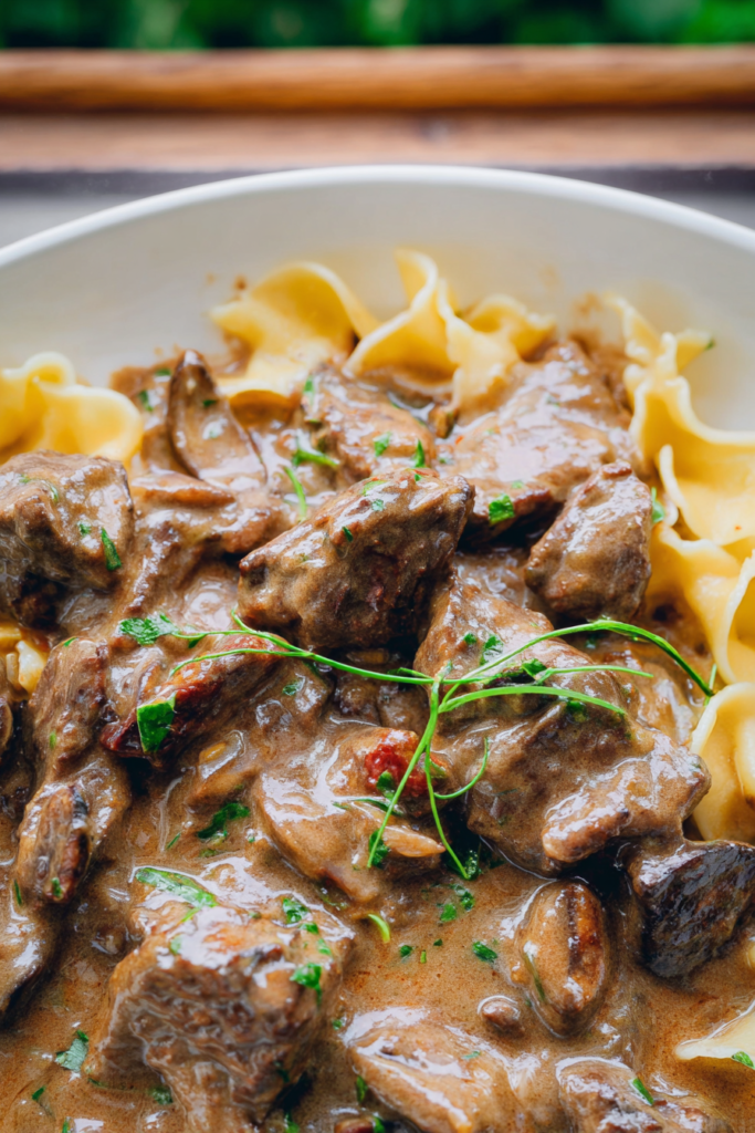 Easy beef stroganoff